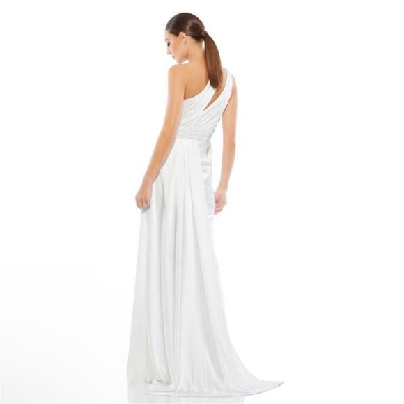 Mac Duggal 49006 One Shoulder Cutout Charmeuse White Gown Size 4 - Picture 3 of 8